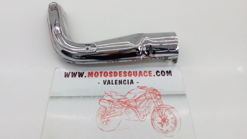 REF. 49106-1053 PROTECTOR/EMBELLECEDOR DEL COLECTOR DE ESCAPE IZQUIERDO (3) (SEGUN FOTOGRAFIAS) KAWASAKI VULCAN 750 ( VN 750 )