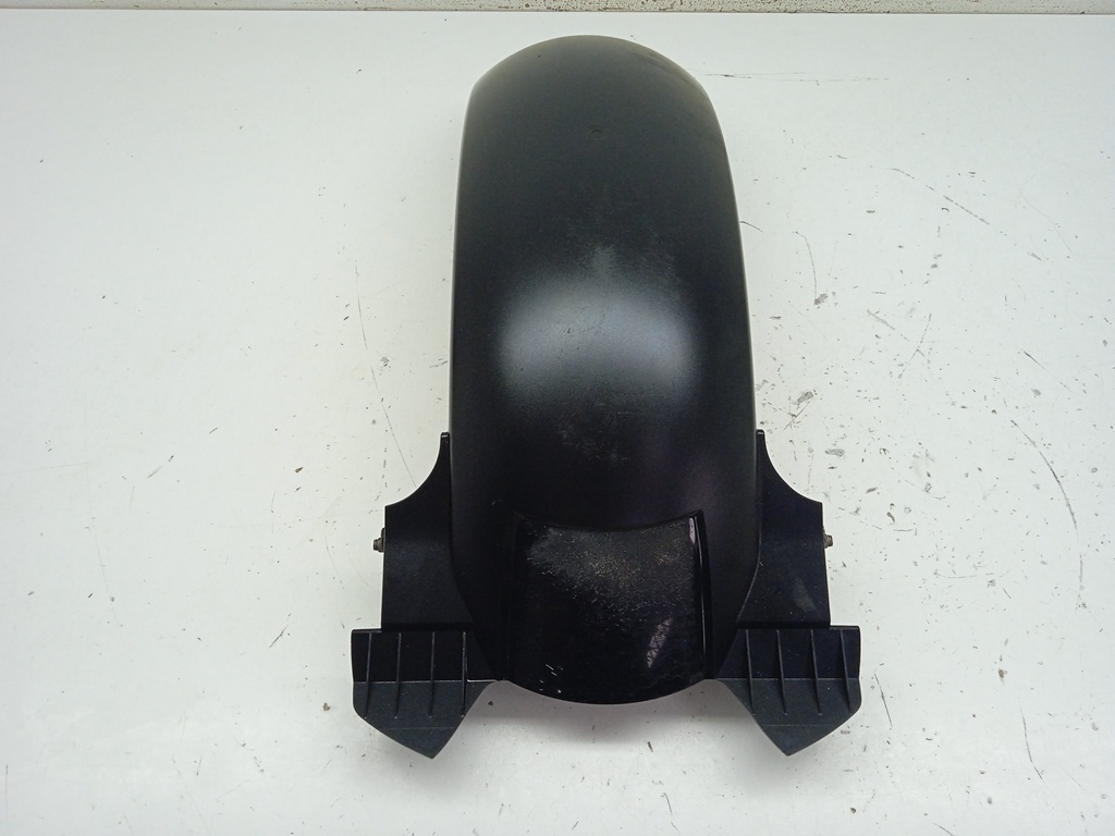 GUARDABARROS DELANTERO ( PARTE TRASERA ) (1) ( 4B5215560000 ) SEGUN FOTOGRAFIAS YAMAHA T-MAX 500 \'11 (XP500TMAX) 2