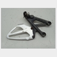 SOPORTE DEL POSAPIE DELANTERO IZQUIERDO (4#) HONDA CBR 600 F4 I.E. '01/'06 (PC35) 4