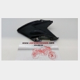 REF. (83510-ALJ8-E000-IT) TAPA LATERAL DERECHA INFERIOR BAJO ASIENTO KYMCO AGILITY CITY 125 I.E '18